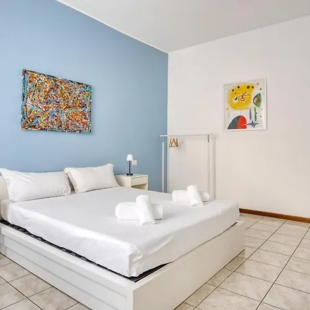 Casa Azzurra - Citta Studi- Via Lomellina Apartment